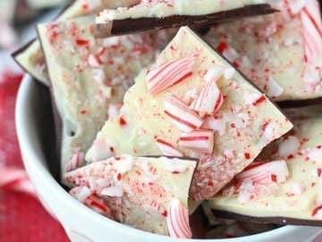 A bowl of candy cane chocolate bark